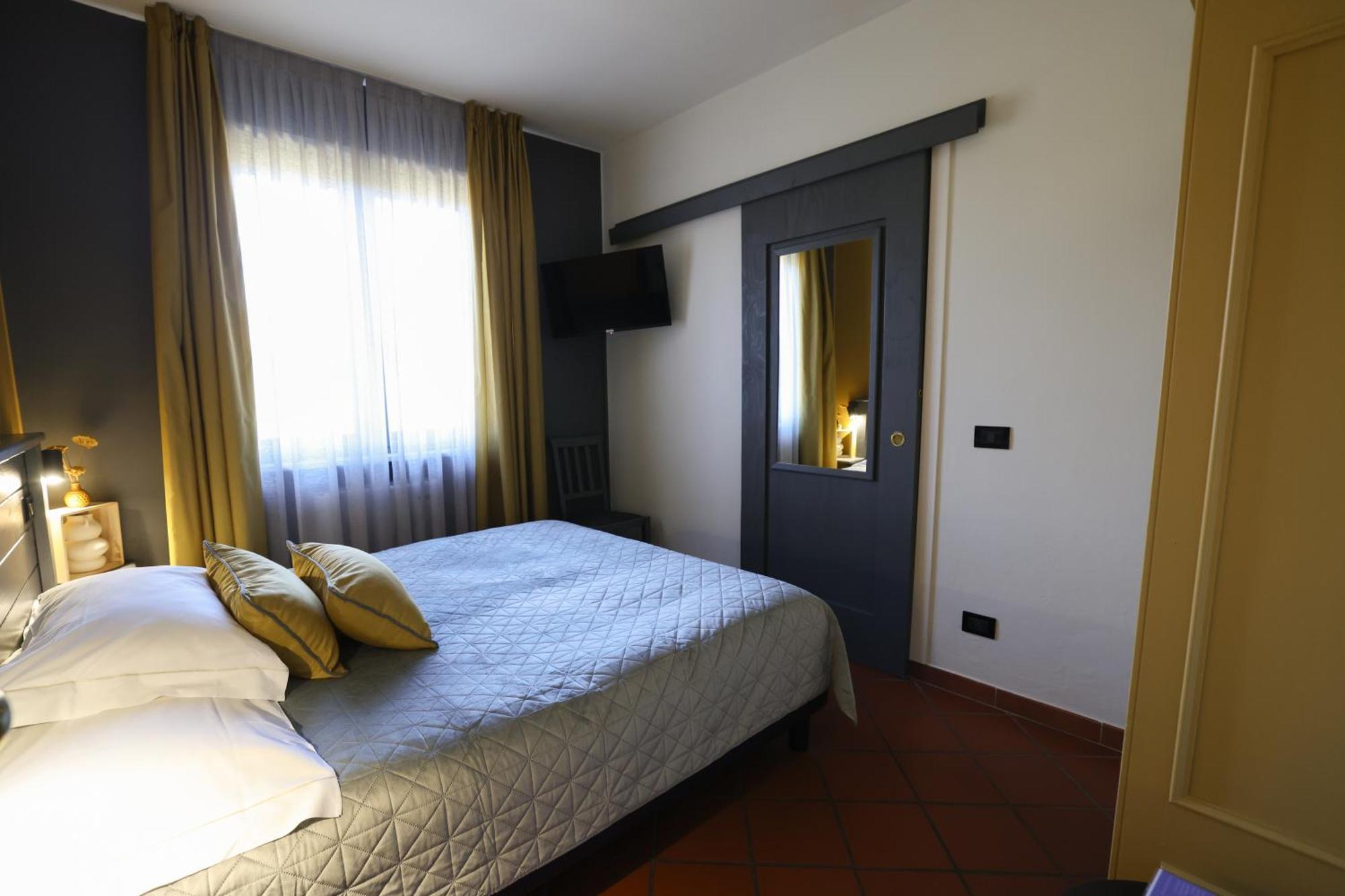 Florence Hotel 3*