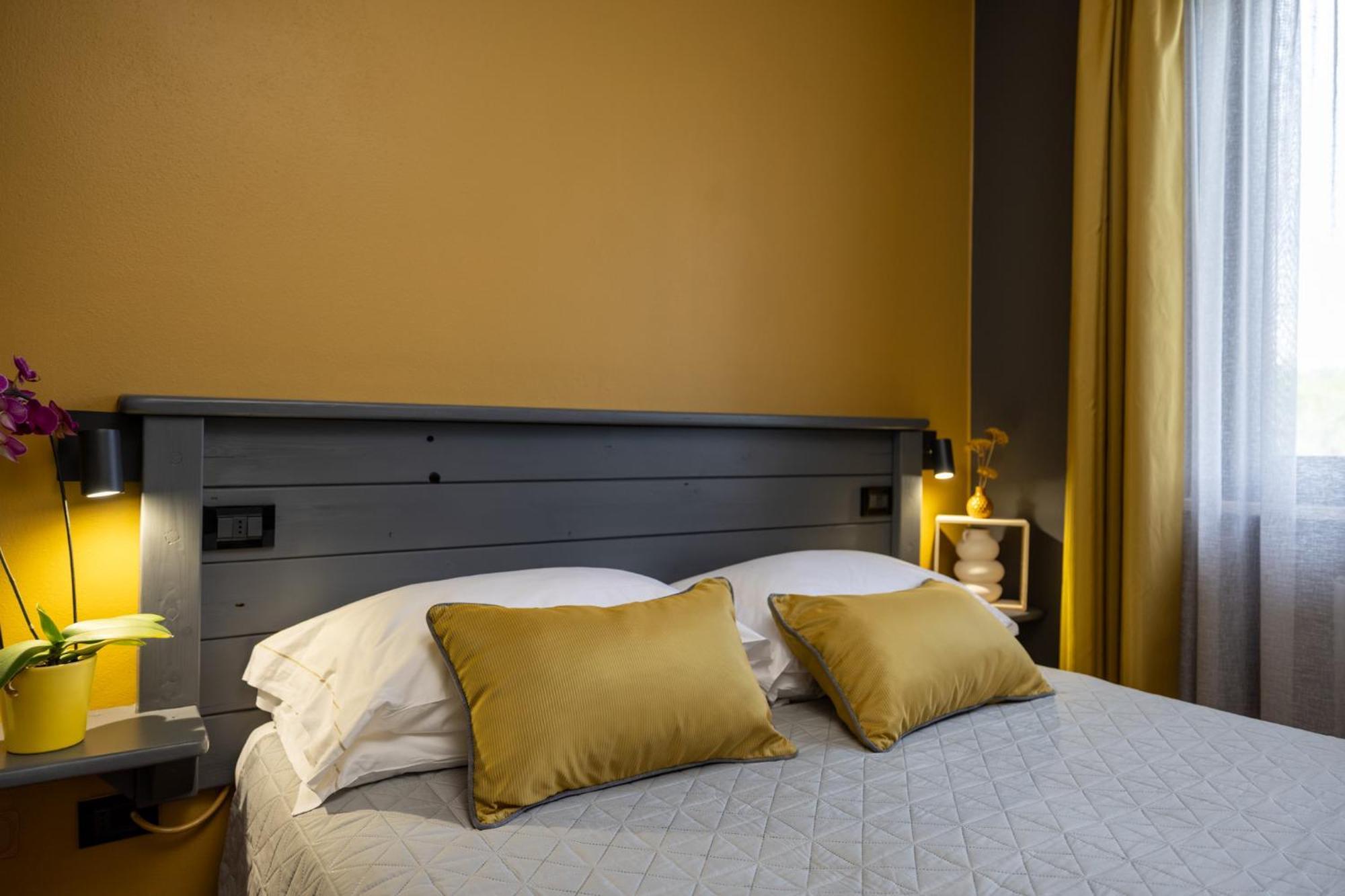 Florence Hotel Manerba del Garda